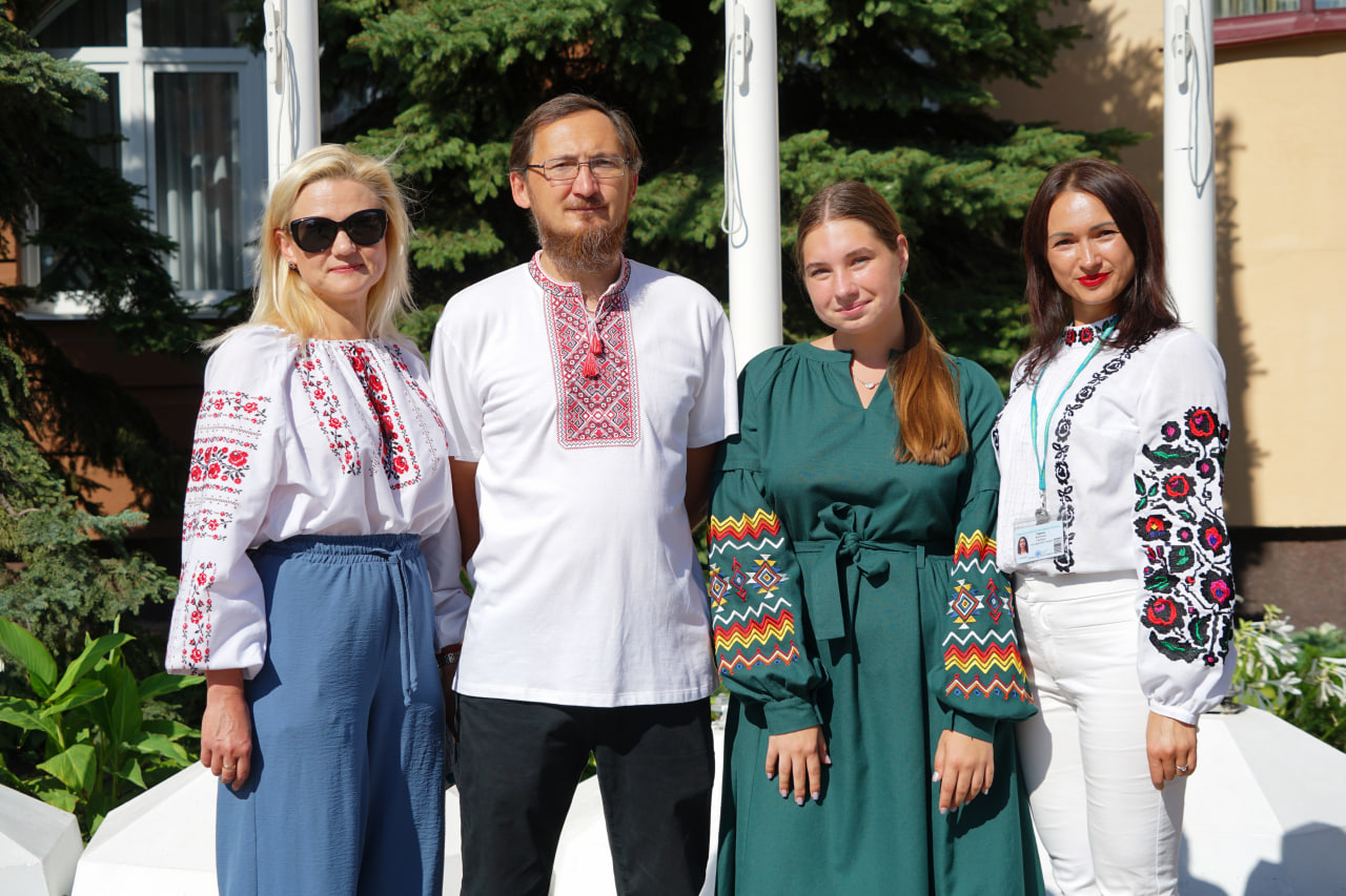 КУБГ, Київський університет імені Бориса Грінченка, день державного прапора, ФЕУ, факультет економіки та управління.