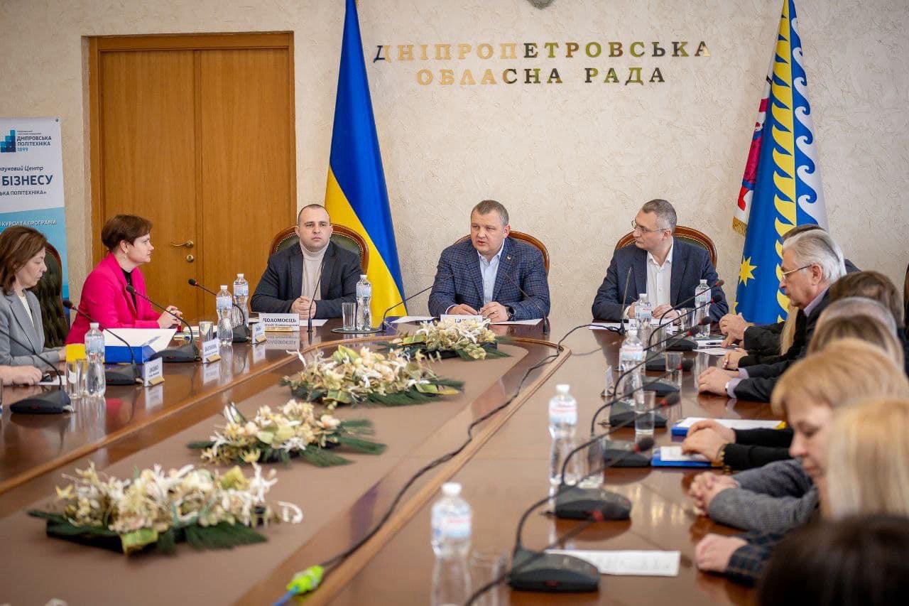 КСУБГ, Київський столичний університет імені Бориса Грінченка ФЕУ, факультет економіки та управління.